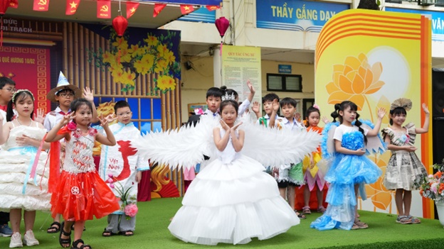 Rộn ràng khí thế thi đua chào mừng kỷ niệm 95 năm Ngày thành lập Đoàn TNCS Hồ Chí Minh (26/3/1931 - 26/3/2026) tại các nhà trường trên địa bàn xã Hoài Đức

- Ảnh 30.