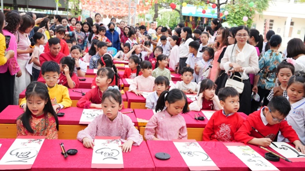 Rộn ràng khí thế thi đua chào mừng kỷ niệm 95 năm Ngày thành lập Đoàn TNCS Hồ Chí Minh (26/3/1931 - 26/3/2026) tại các nhà trường trên địa bàn xã Hoài Đức

- Ảnh 33.