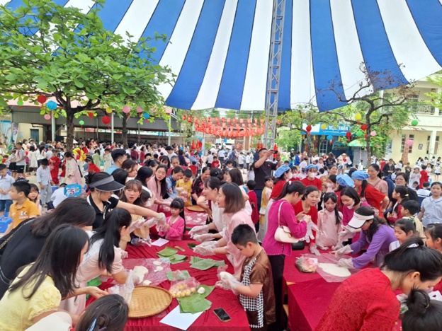 Rộn ràng khí thế thi đua chào mừng kỷ niệm 95 năm Ngày thành lập Đoàn TNCS Hồ Chí Minh (26/3/1931 - 26/3/2026) tại các nhà trường trên địa bàn xã Hoài Đức

- Ảnh 34.