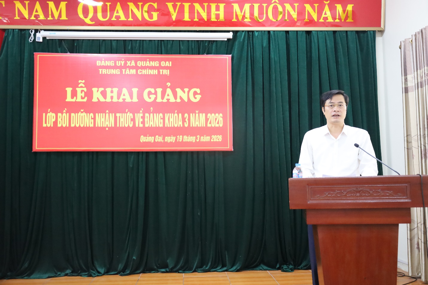 D:\Desktop\KG lớp ĐVM\IMG_2993.JPG