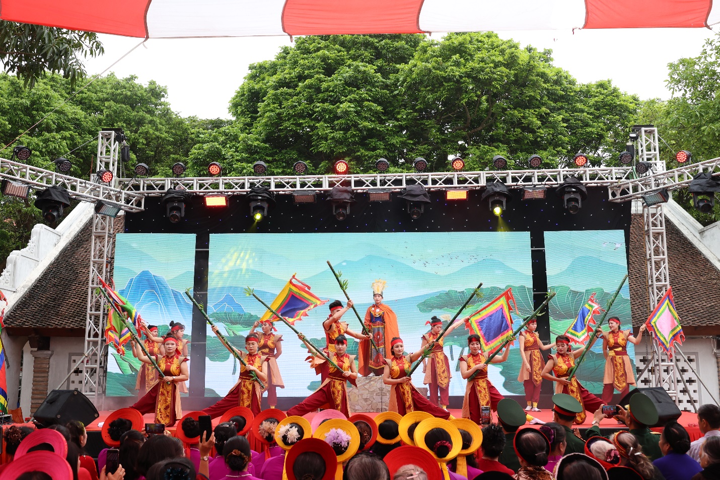 Lễ kỷ niệm 1986 năm Ngày khao quân ra trận của Nữ tướng Hồ Đề- Ảnh 3.