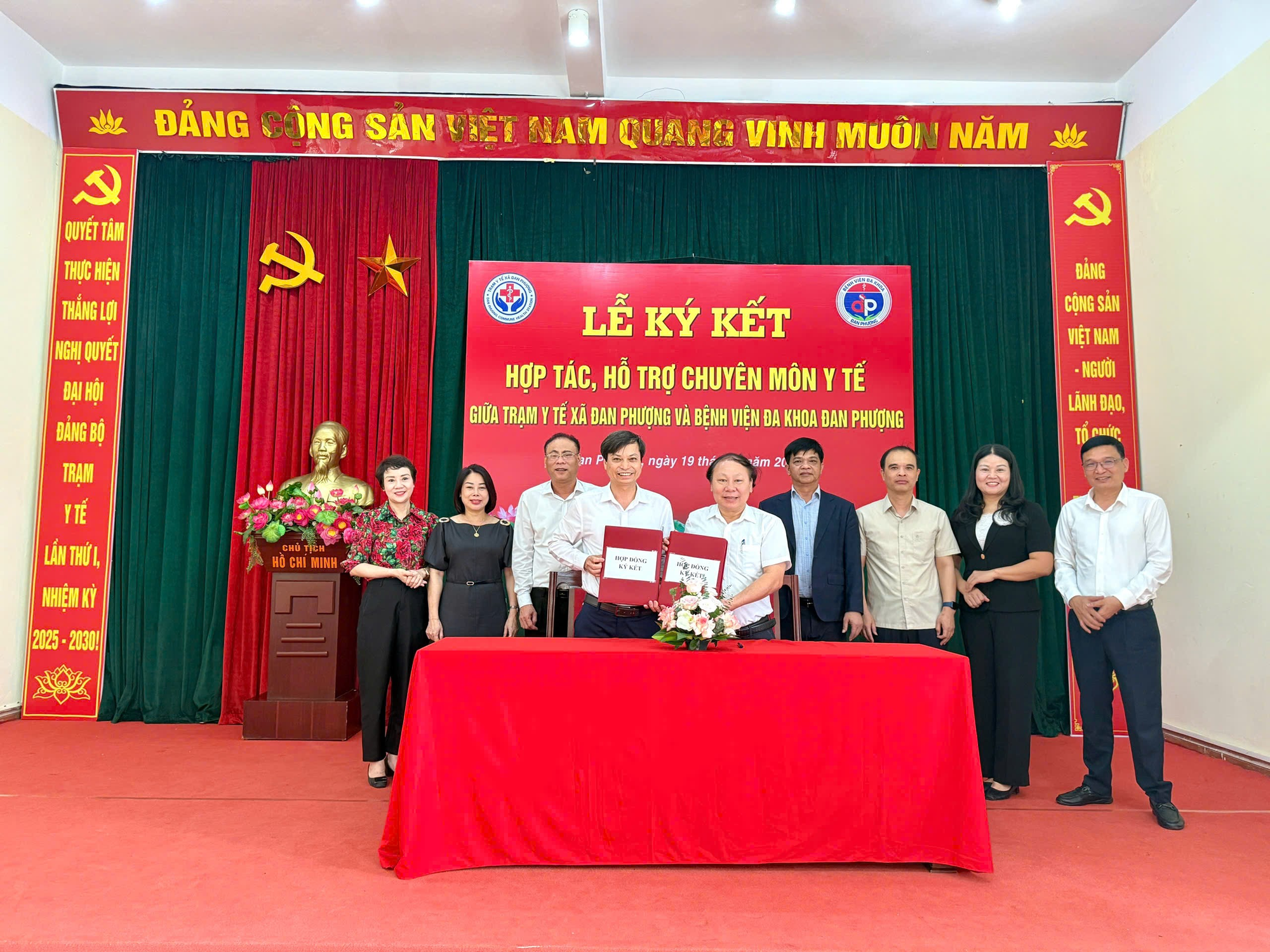 Lễ ký kết hợp tác, hỗ trợ chuyên môn y tế giữa Trạm Y tế xã Đan Phượng và Bệnh viện Đa khoa Đan Phượng- Ảnh 3.