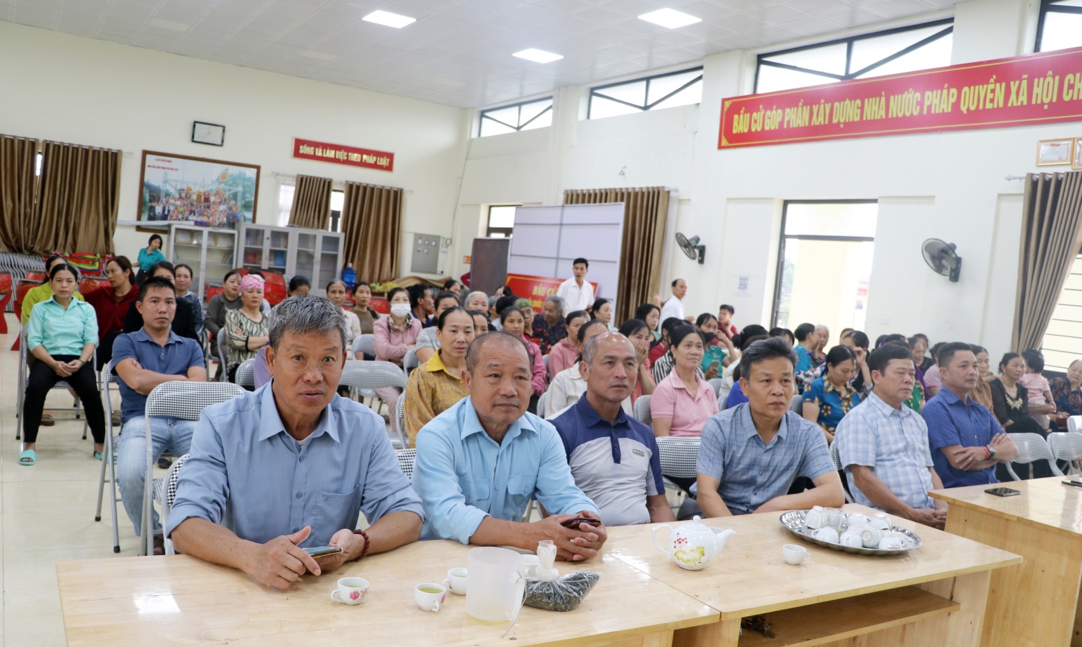 Hội nghị tập huấn kỹ thuật sản xuất rau an toàn cho bà con nông dân- Ảnh 1.