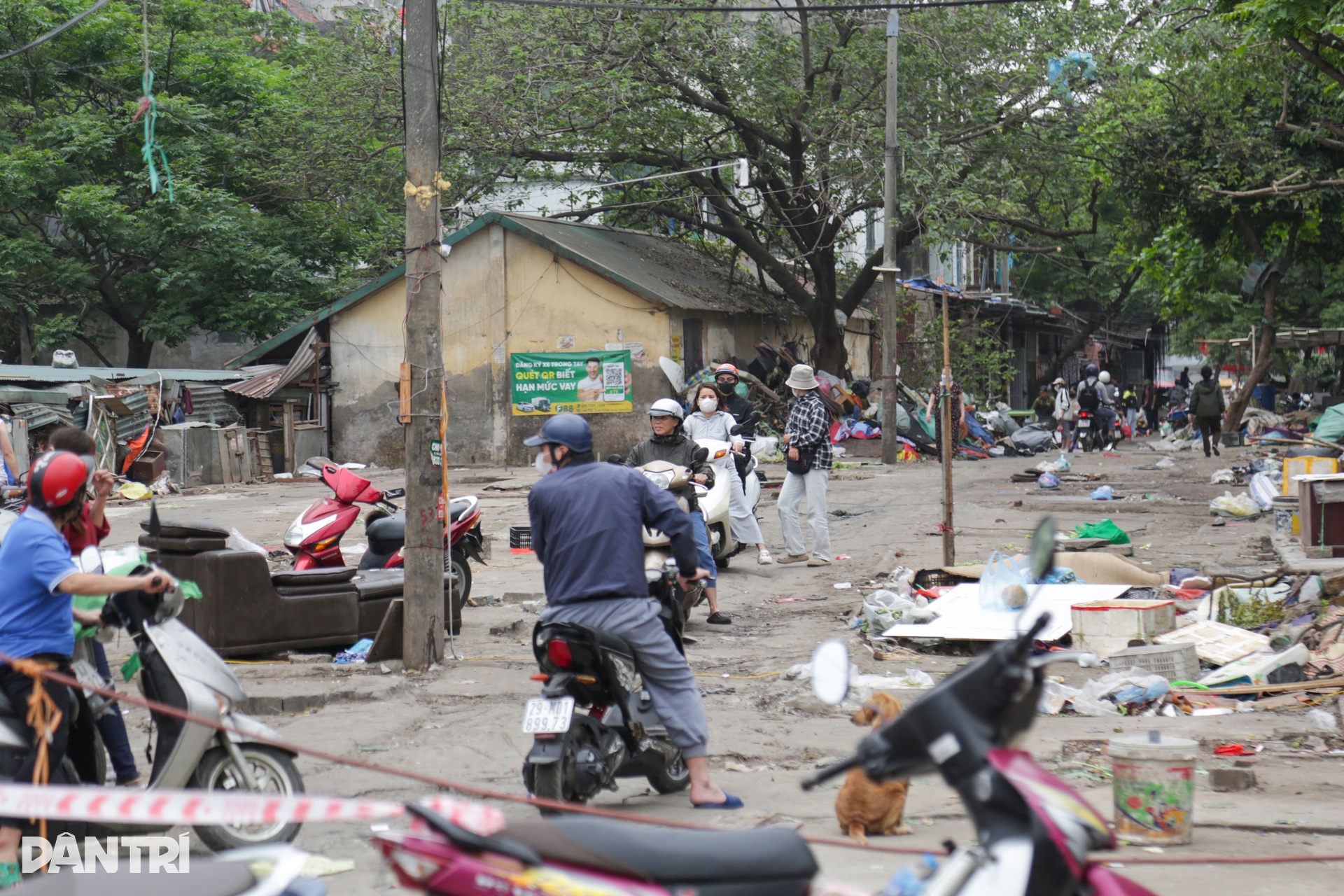 Khu chợ tạm tồn tại hàng chục năm ở Hà Nội bị giải tỏa- Ảnh 6.