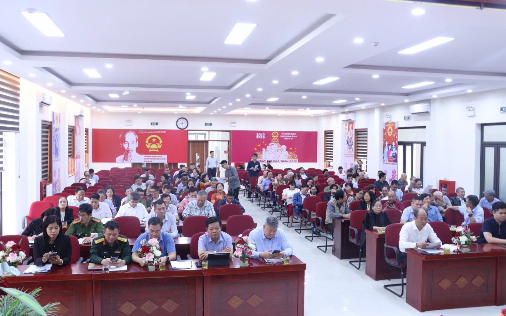 Hội nghị lấy ý kiến cộng đồng về phương án tuyến Quốc lộ 1A tại phường Định Công