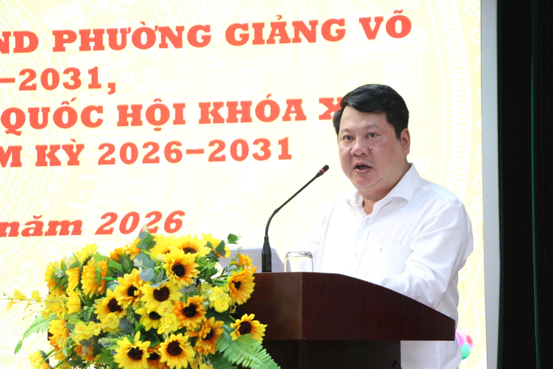 Công bố danh sách 27 người trúng cử HĐND phường Giảng Võ khóa II- Ảnh 3.