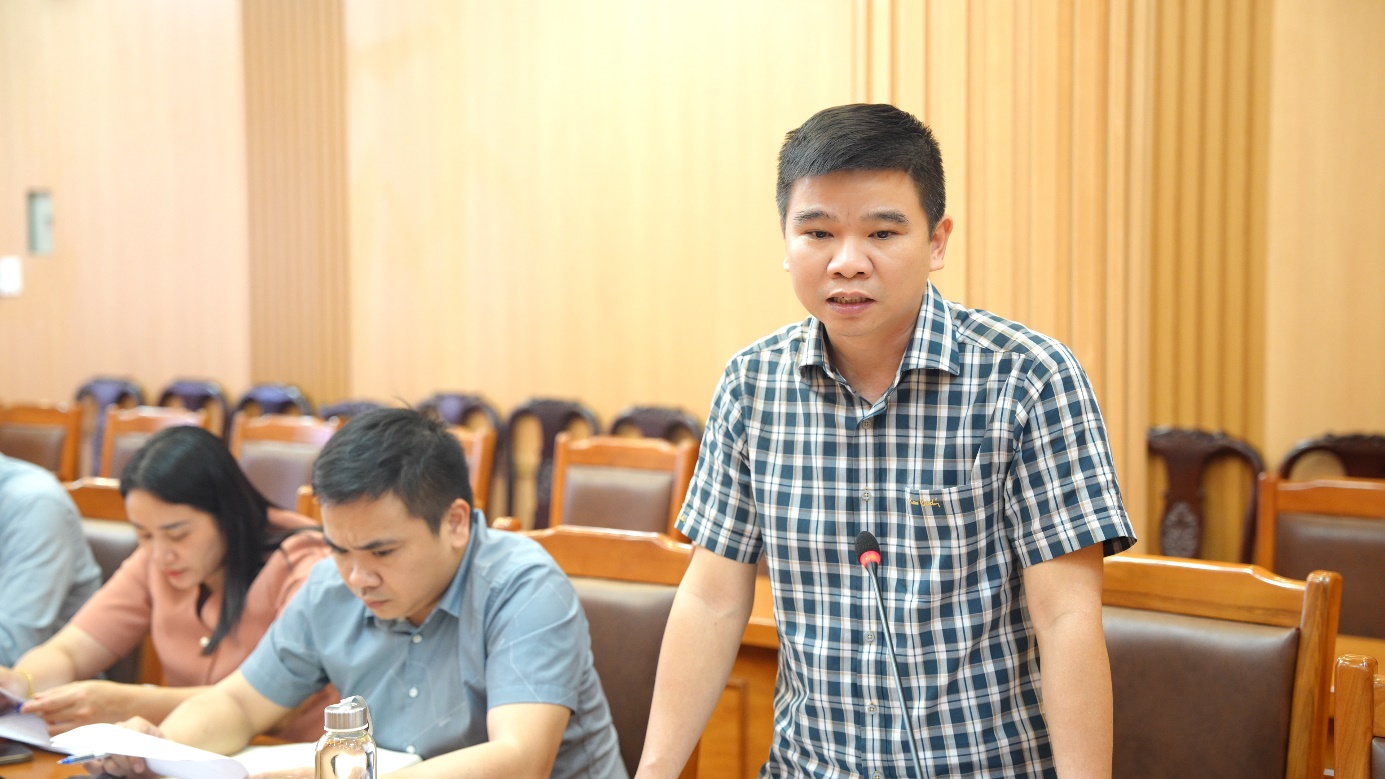 A group of people sitting at a table  AI-generated content may be incorrect.