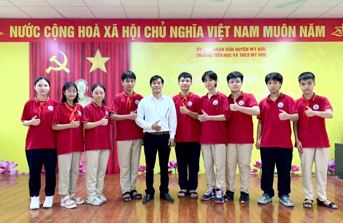 doi tuyen hoc sinh gioi .jpg