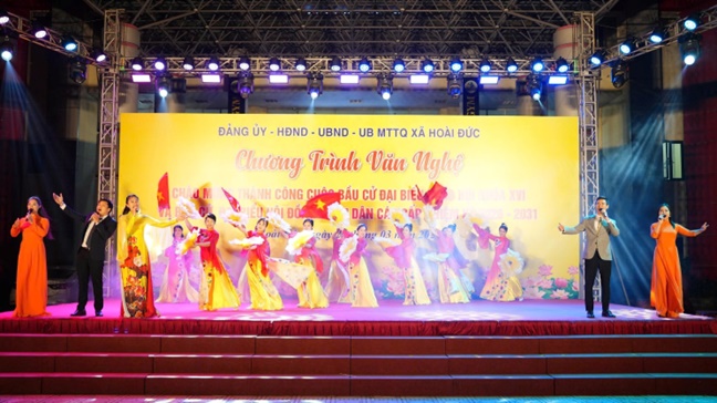 Hoài Đức rộn ràng đêm văn nghệ chào mừng thành công cuộc bầu cử- Ảnh 9.