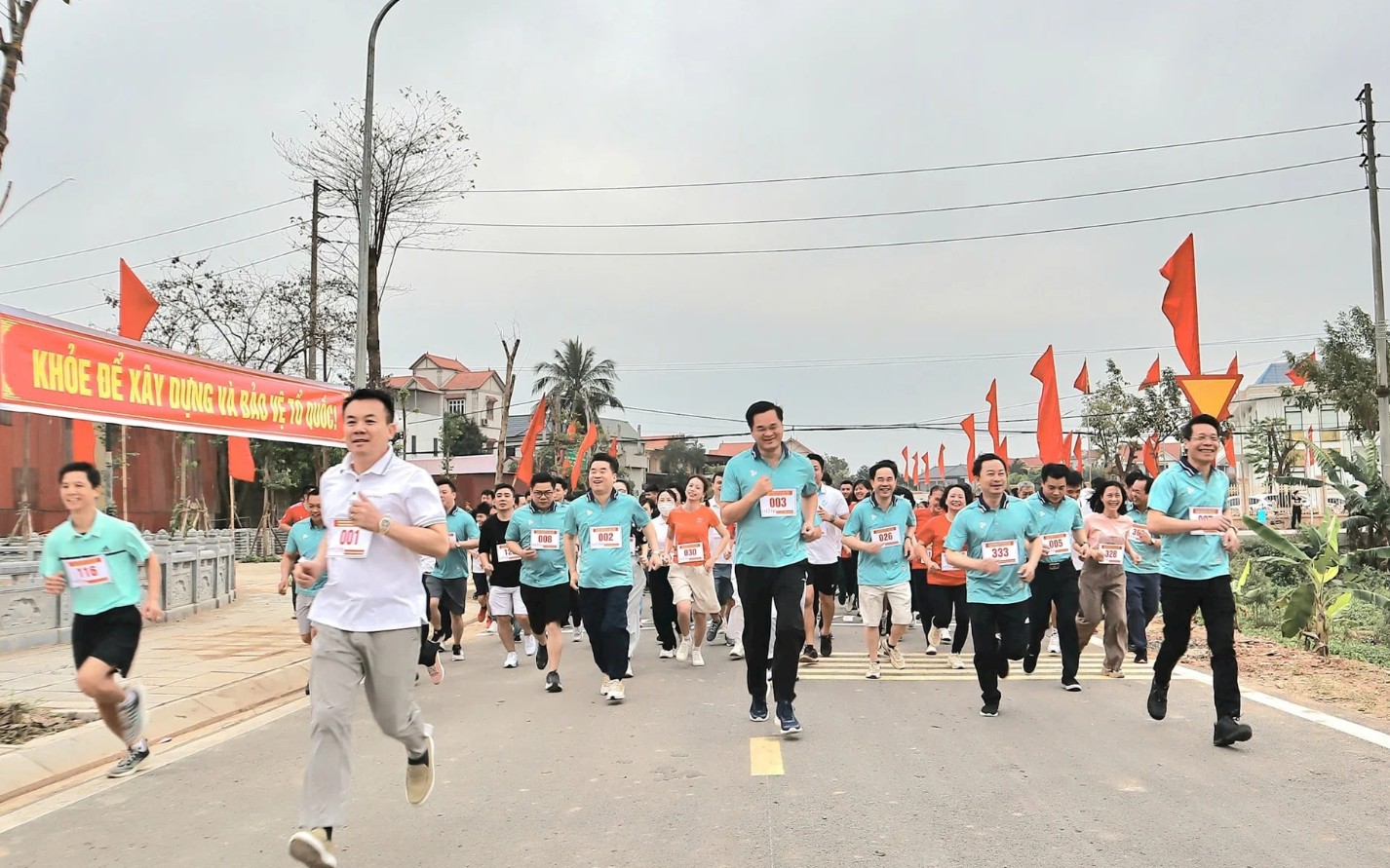 Xã Hát Môn hưởng ứng Ngày chạy Olympic vì sức khỏe toàn dân năm 2026