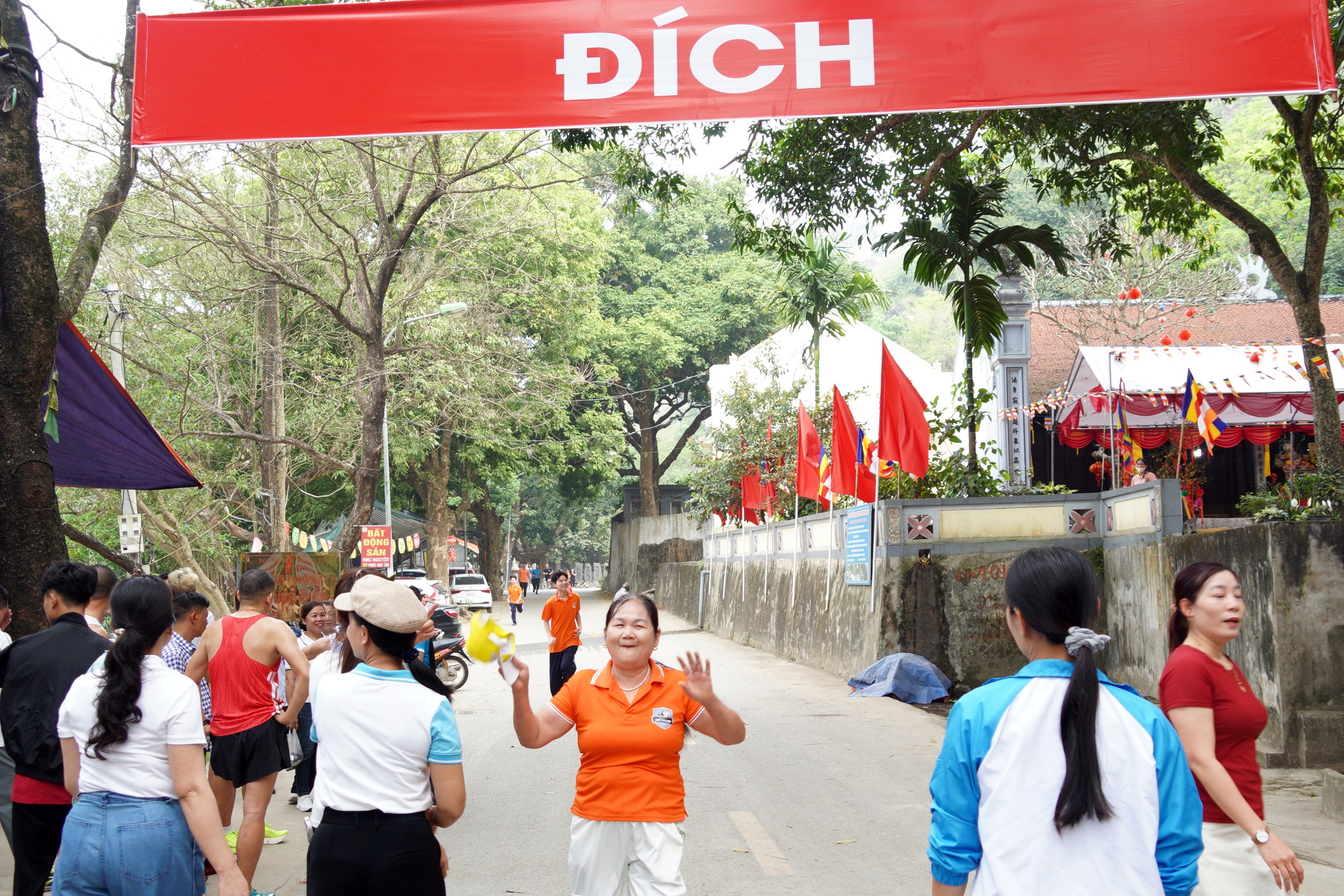 Chương Mỹ phát động Ngày chạy Olympic vì sức khỏe toàn dân và hưởng ứng Ngày Quốc tế hạnh phúc - Ảnh 18.