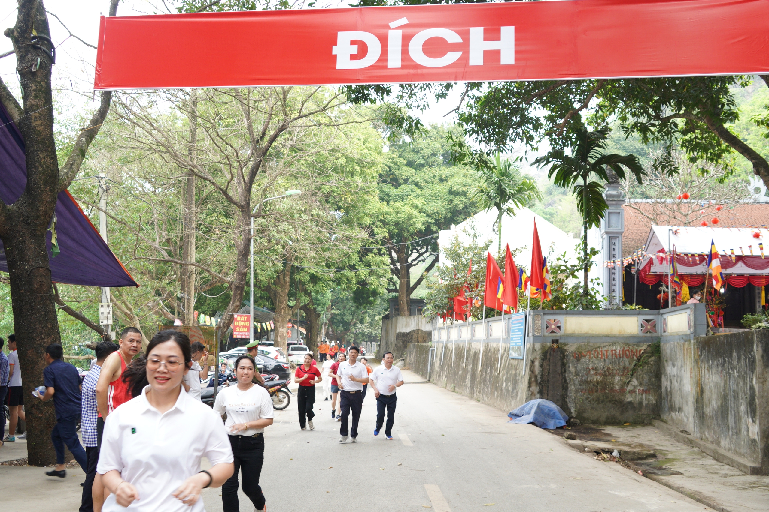 Chương Mỹ phát động Ngày chạy Olympic vì sức khỏe toàn dân và hưởng ứng Ngày Quốc tế hạnh phúc - Ảnh 23.
