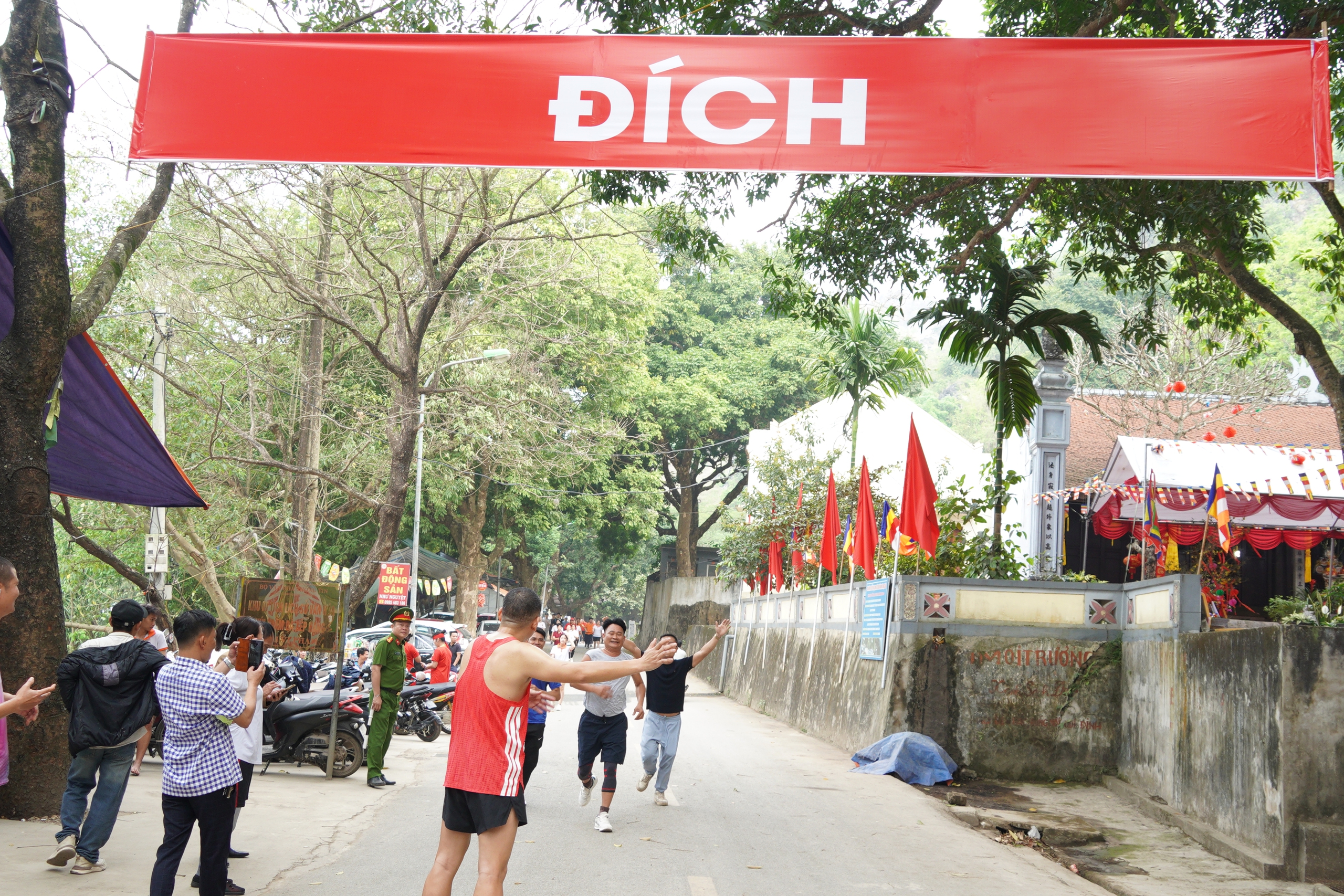 Chương Mỹ phát động Ngày chạy Olympic vì sức khỏe toàn dân và hưởng ứng Ngày Quốc tế hạnh phúc - Ảnh 26.