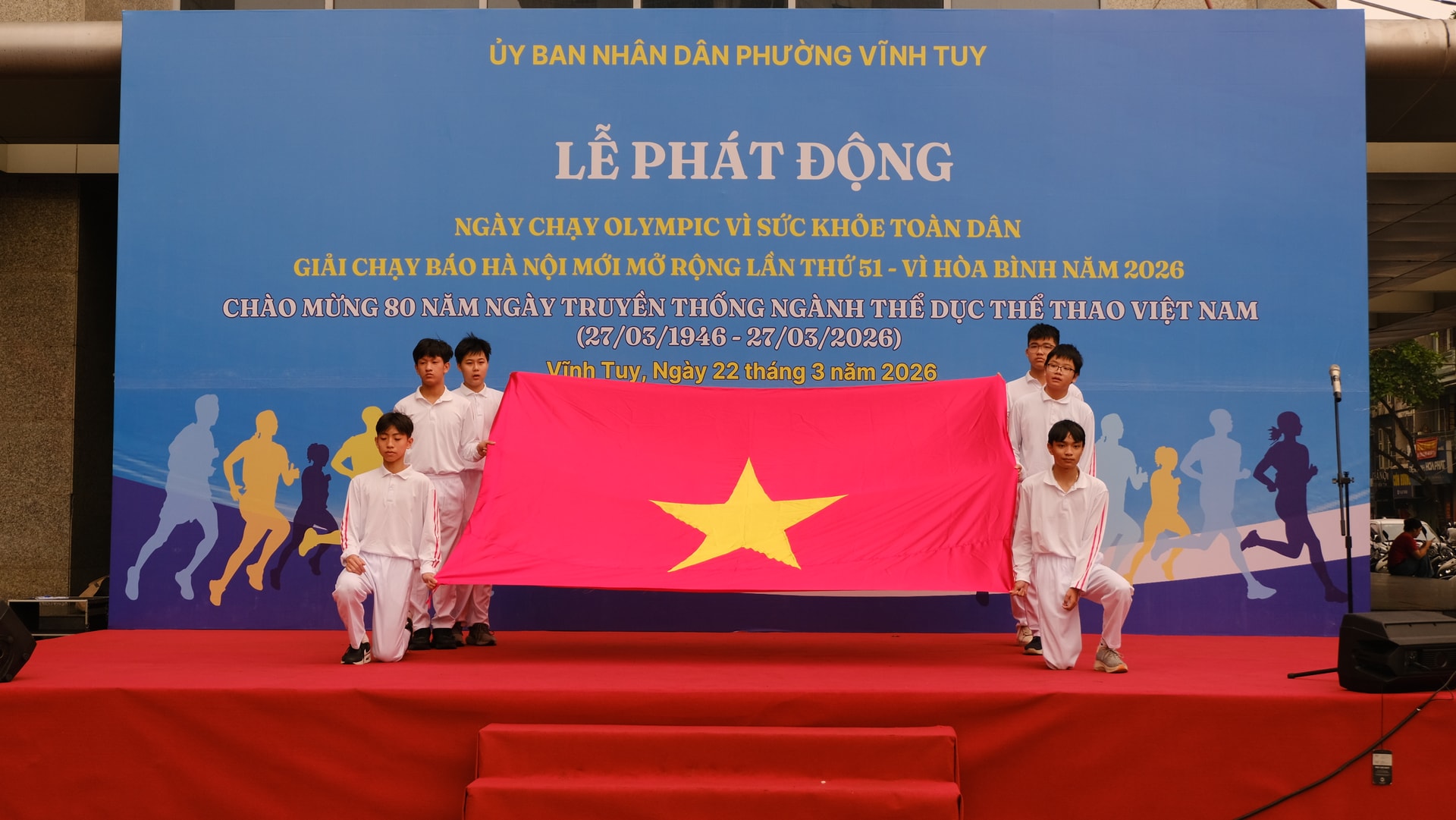 Phường Vĩnh Tuy phát động Ngày chạy Olympic vì sức khỏe toàn dân và Giải chạy Hànộimới - Vì hòa bình năm 2026- Ảnh 2.