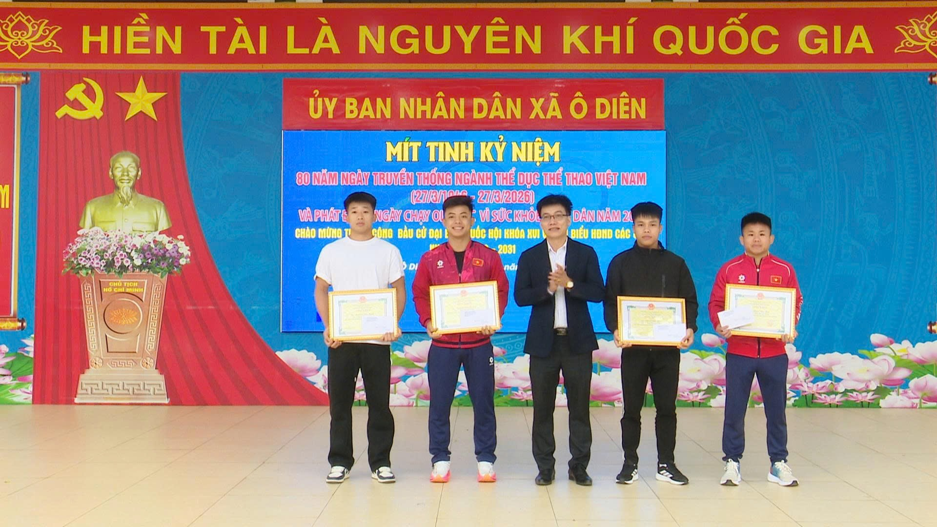 Ô Diên: Mít tinh kỷ niệm 80 năm Ngày truyền thống Ngành Thể dục thể thao Việt Nam và ngày chạy Olympic Vì sức khỏe toàn dân năm 2026- Ảnh 3.