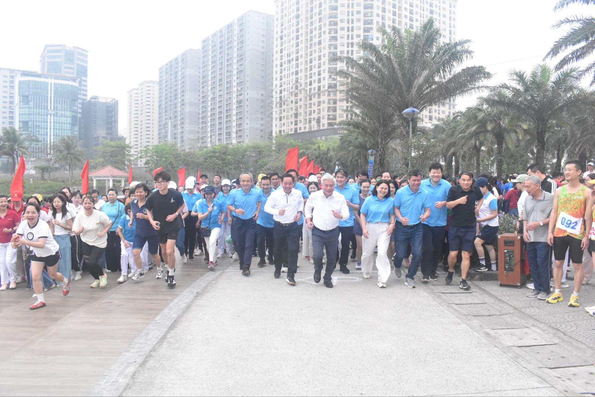 Phường Đại Mỗ tổ chức "Ngày chạy Olympic vì sức khỏe toàn dân và Chung kết Giải chạy Báo Hà nội mới - Vì hoà bình năm 2026- Ảnh 5.