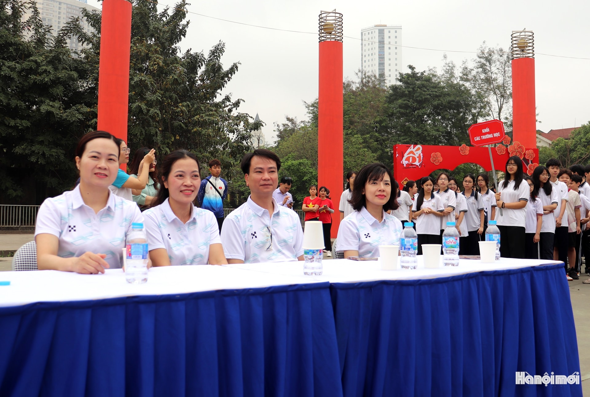 Kiến Hưng sôi động Ngày chạy Olympic vì sức khỏe toàn dân 2026- Ảnh 1.