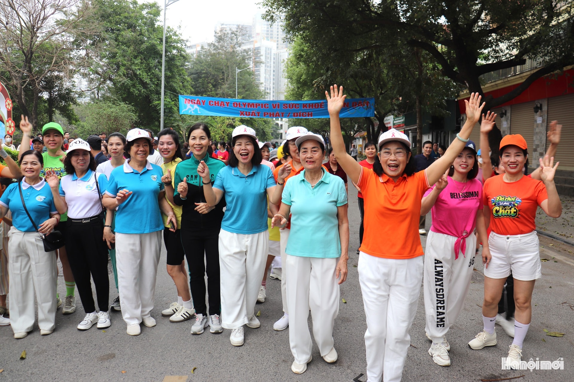 Kiến Hưng sôi động Ngày chạy Olympic vì sức khỏe toàn dân 2026- Ảnh 8.