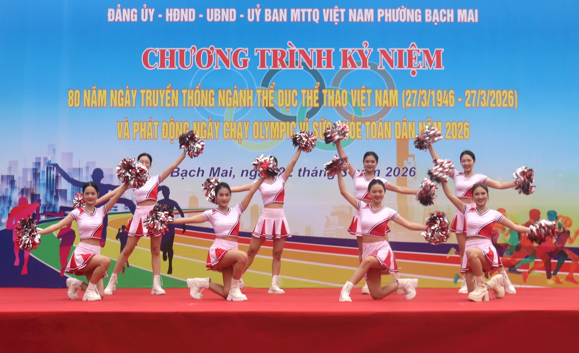 Phường Bạch Mai: Gần 1.000 cán bộ, người dân hưởng ứng "Ngày chạy Olympic vì sức khỏe toàn dân"- Ảnh 9.