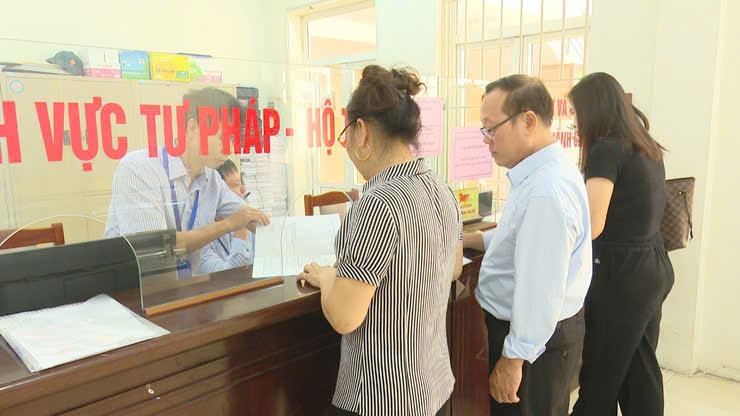 Xã Quang Minh: Đẩy mạnh cải cách hành chính, nâng cao chất lượng phục vụ người dân- Ảnh 1.