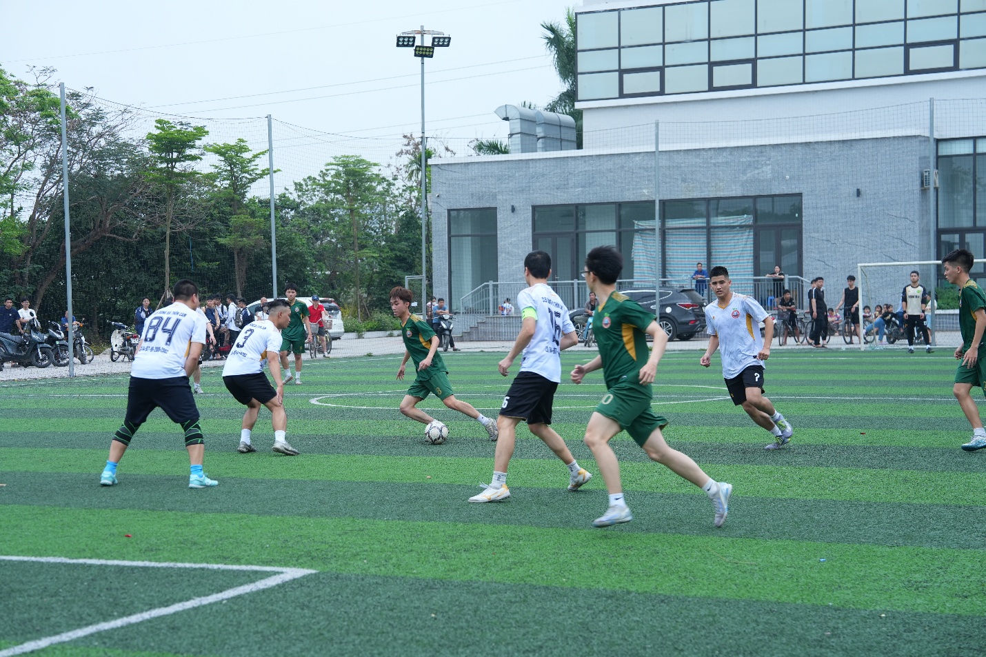 Lễ bế mạc giải bóng đá chào mừng Lễ hội truyền thống làng Cam năm 2026- Ảnh 1.