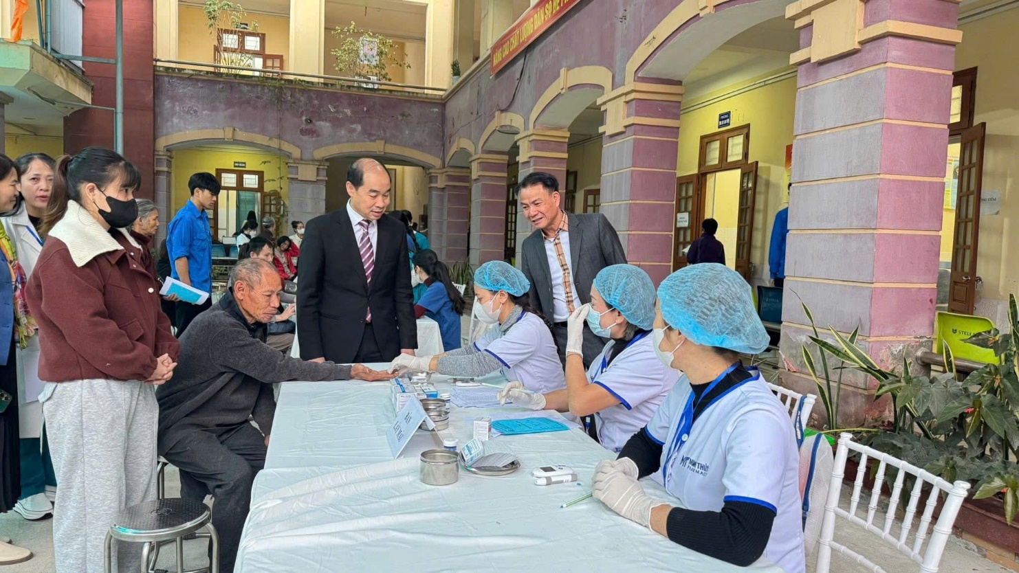 Hoài Đức quyết tâm thực hiện thắng lợi Nghị quyết Đại hội đại biểu Đảng bộ thành phố Hà Nội lần thứ XVIII, nhiệm kỳ 2025 - 2030.- Ảnh 8.