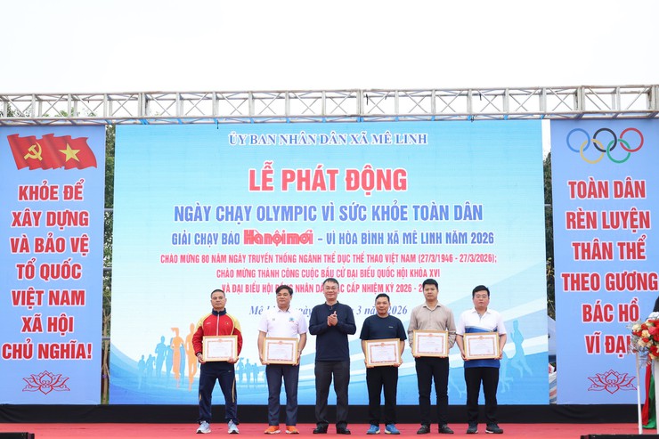 Mê Linh phát động Ngày chạy Olympic vì sức khỏe toàn dân năm 2026- Ảnh 3.