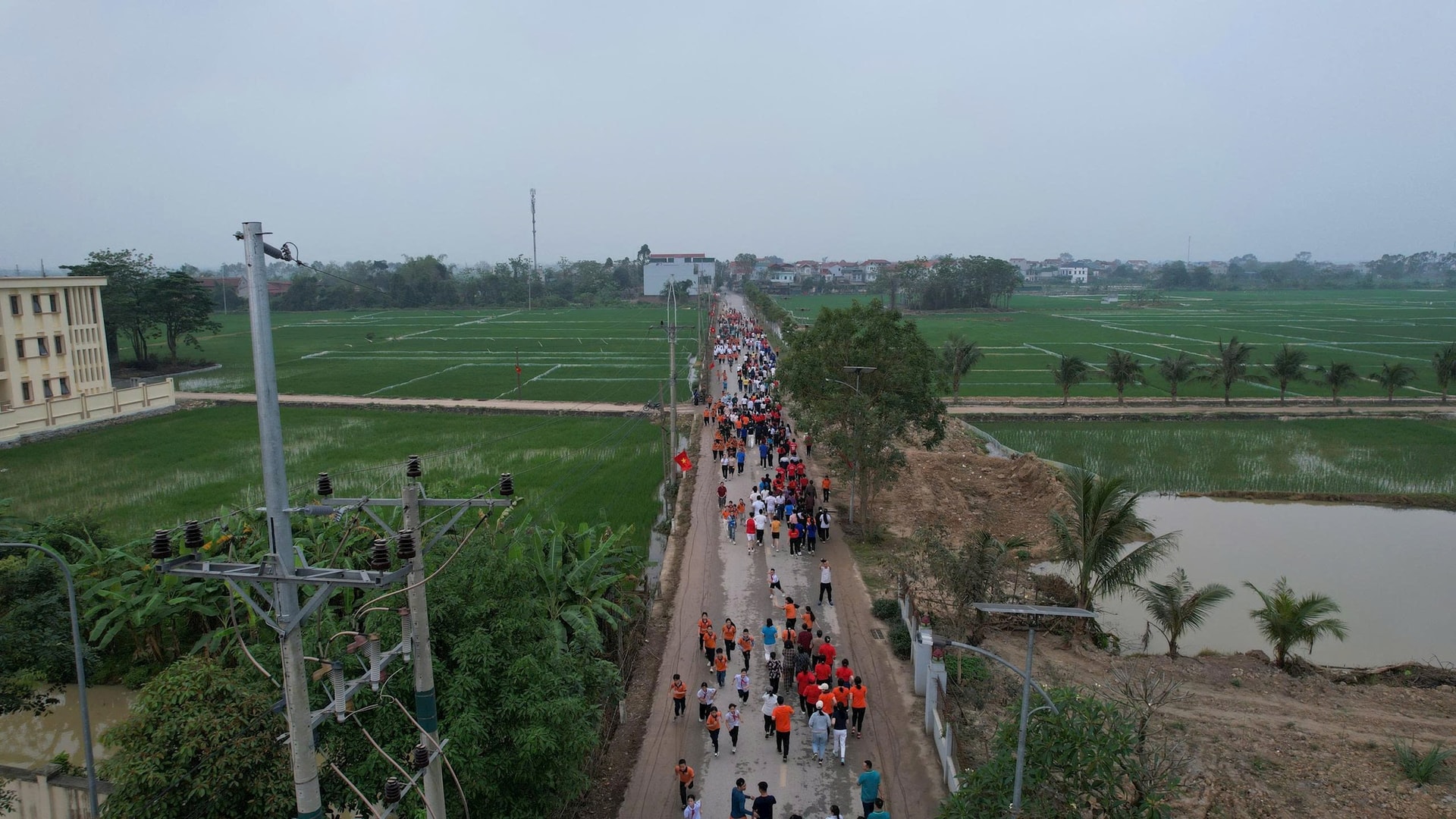 Xã Ứng Thiên: 1.600 người tham gia Ngày hội chạy vì sức khỏe toàn dân- Ảnh 16.