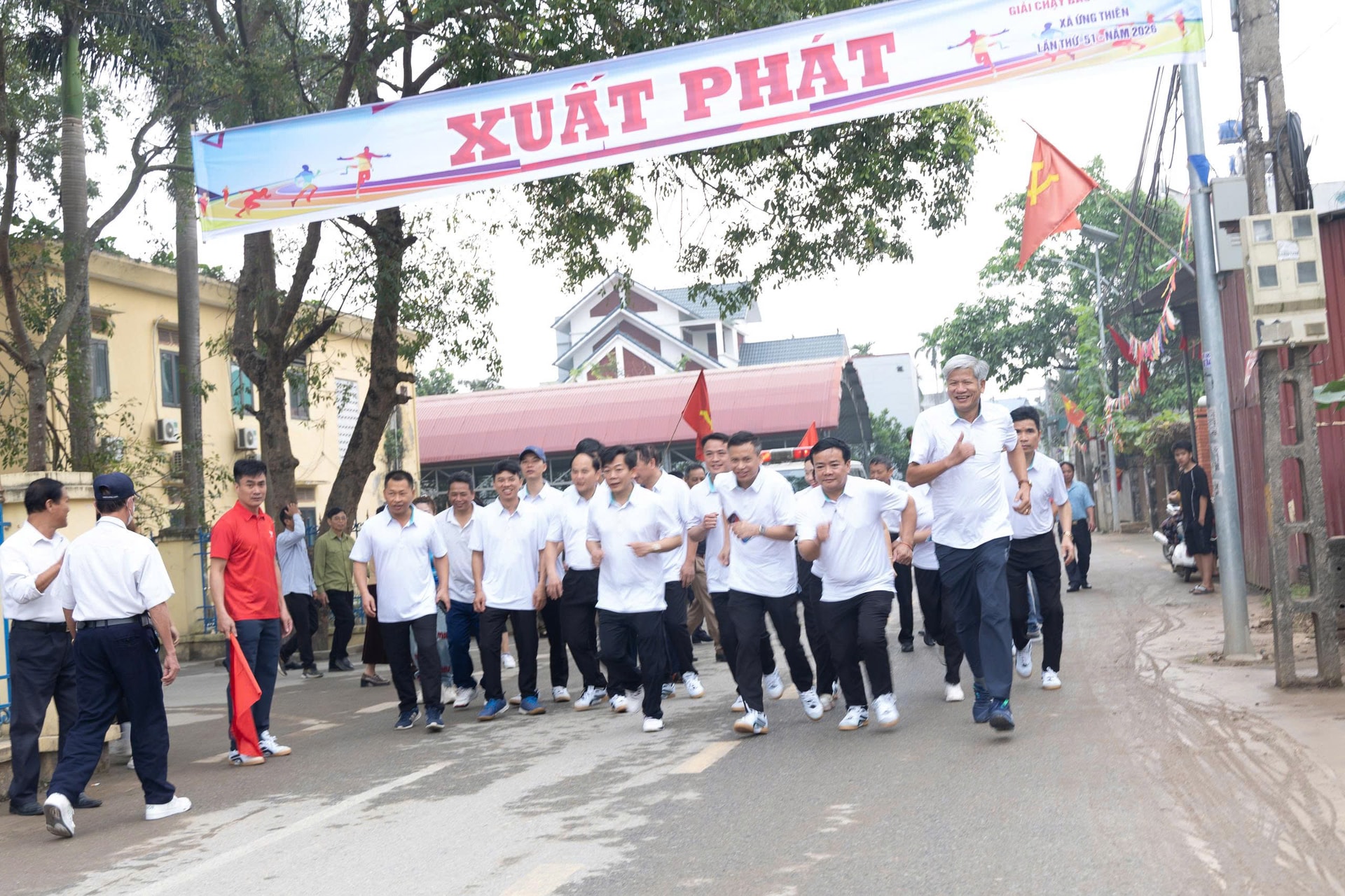 Xã Ứng Thiên: 1.600 người tham gia Ngày hội chạy vì sức khỏe toàn dân- Ảnh 8.