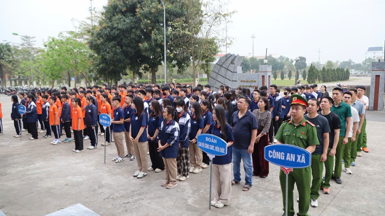 600 vận động viên tham gia “Ngày chạy Olympic vì sức khỏe toàn dân” năm 2026 tại xã Quang Minh- Ảnh 1.