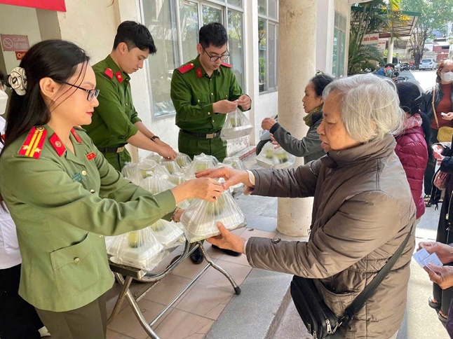 Bệnh viện đa khoa Hoài Đức tổ chức Lễ kỷ niệm 10 năm Ngày thành lập Công tác xã hội Việt Nam (25/3/2016 - 25/3/2026).- Ảnh 5.