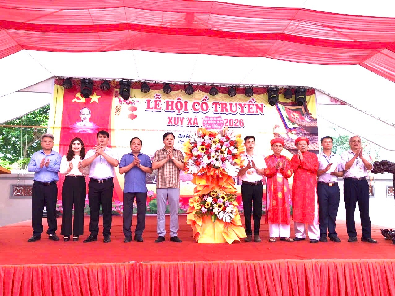 Hồng Sơn đón nhận Bằng xếp hạng các Di tích lịch sử, văn hóa Quán Tân Độ, Quán Nội, Chùa Thượng Xuy Xá và Quán Thượng Xuy Xá cấp thành phố- Ảnh 6.