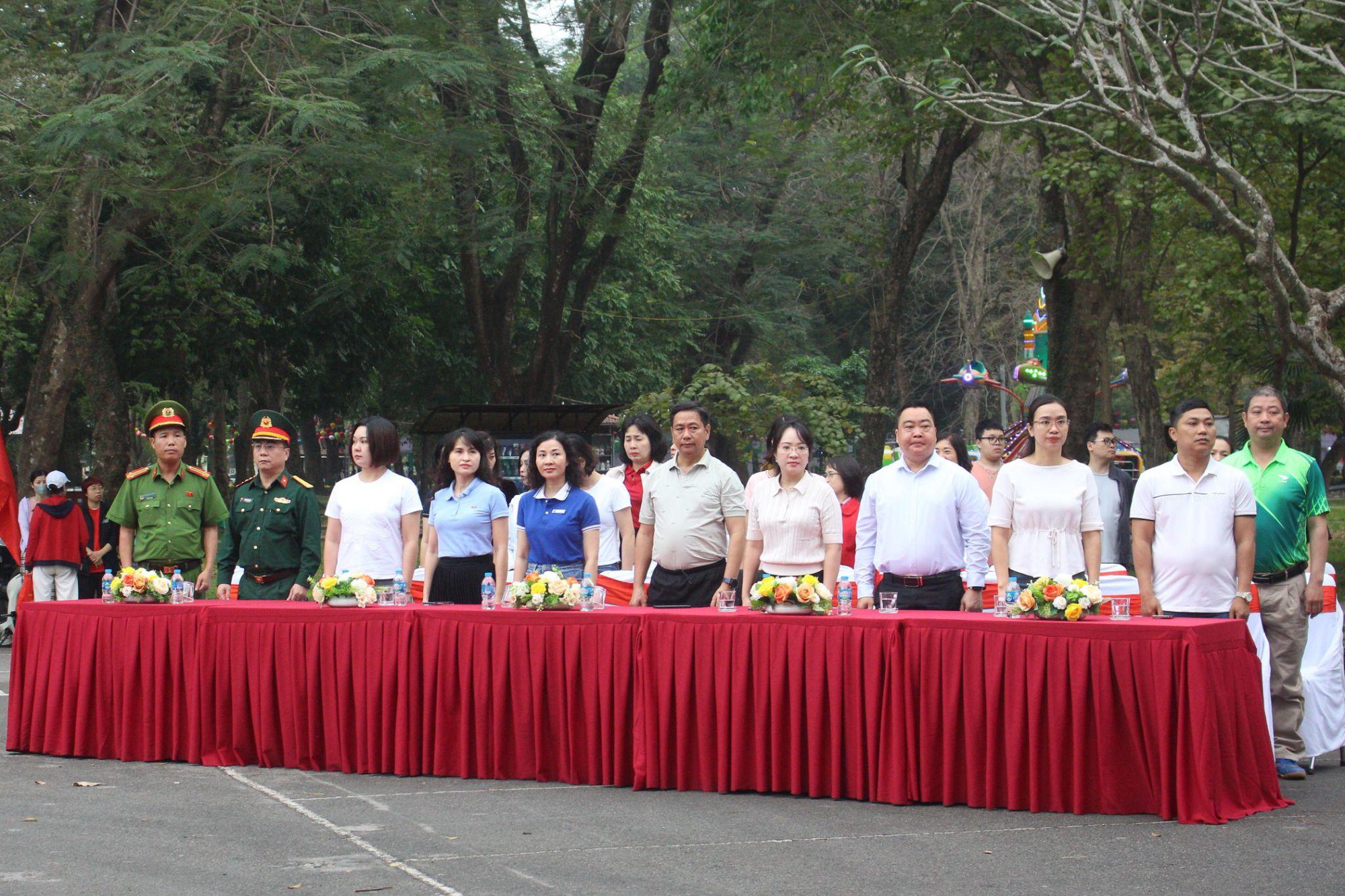 Lan tỏa sức sống thể thao từ cơ sở - Phường Hai Bà Trưng sôi nổi hướng ứng Ngày thể thao Việt Nam- Ảnh 1.