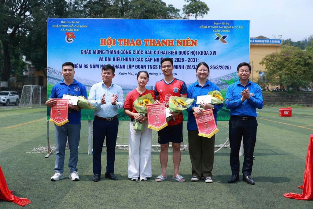 C:\Users\Admin\Desktop\4 tt.jpg