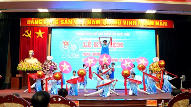 Tuổi trẻ xã Hoài Đức: Viết tiếp truyền thống vẻ vang 95 năm Đoàn TNCS Hồ Chí Minh- Ảnh 2.