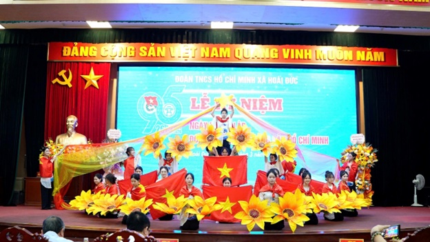 Tuổi trẻ xã Hoài Đức: Viết tiếp truyền thống vẻ vang 95 năm Đoàn TNCS Hồ Chí Minh- Ảnh 3.