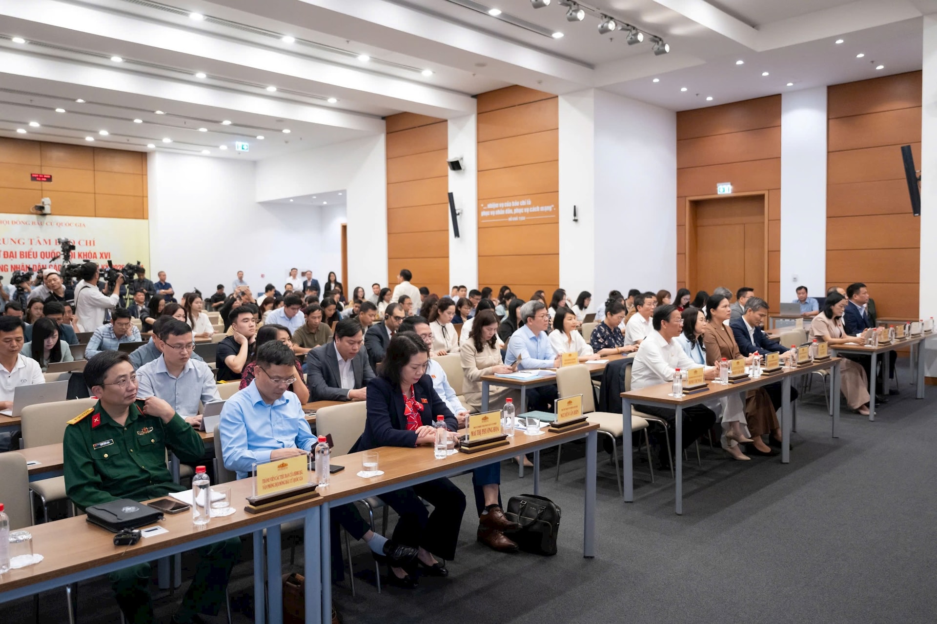 Bầu cử đại biểu Quốc hội khóa XVI và đại biểu HĐND các cấp thành công rất tốt đẹp- Ảnh 5.