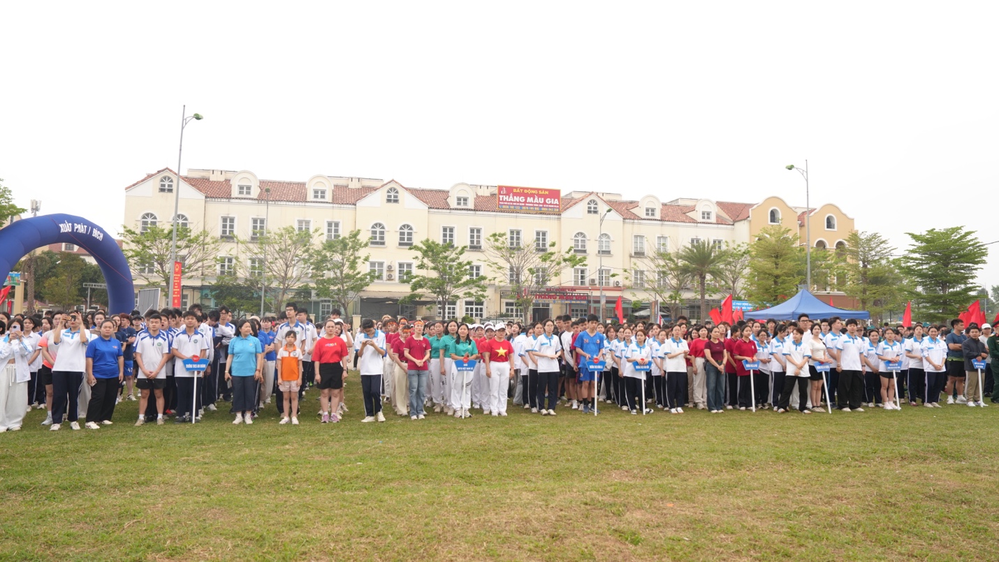 An Khánh sôi nổi trong Ngày chạy Olympic vì sức khỏe toàn dân, chào mừng kỷ niệm 80 năm Ngày truyền thống Ngành Thể dục thể thao Việt Nam (27/3/1946 - 27/3/2026)- Ảnh 1.