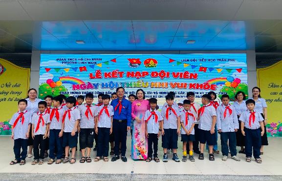 HỌC SINH TRƯỜNG TIỂU HỌC TRẦN PHÚ SÔI NỔI THAM GIA NGÀY HỘI THIẾU NHI VUI KHOẺ- TIẾN BƯỚC LÊN ĐOÀNLỄ KẾT NẠP ĐỘI VIÊN MỚI NĂM HỌC: 2025-2026- Ảnh 6.
