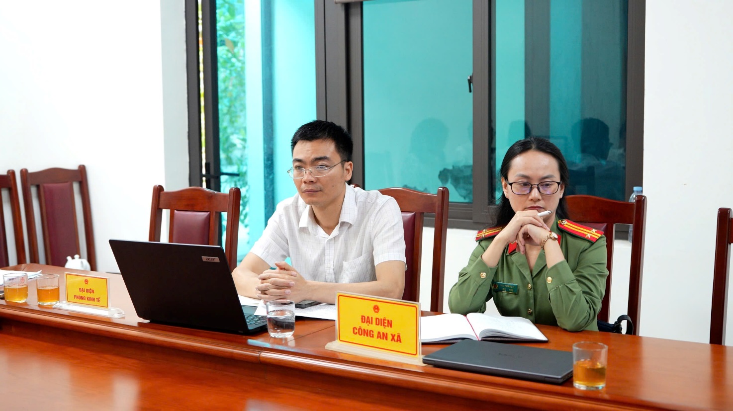 Bí thư Đảng ủy xã Hoài Đức trực tiếp đối thoại, giải quyết kiến nghị của công dân tháng 3/2026- Ảnh 2.