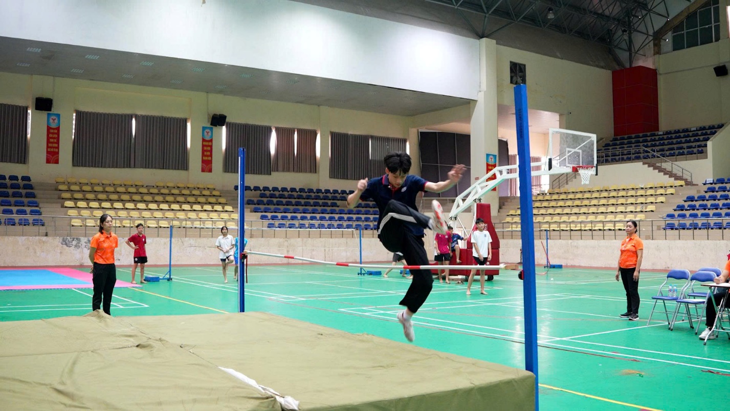 Hoài Đức: Sôi nổi Giải thể thao học sinh phổ thông năm học 2025 – 2026 - Sân chơi của tinh thần trẻ và khát vọng vươn cao- Ảnh 3.