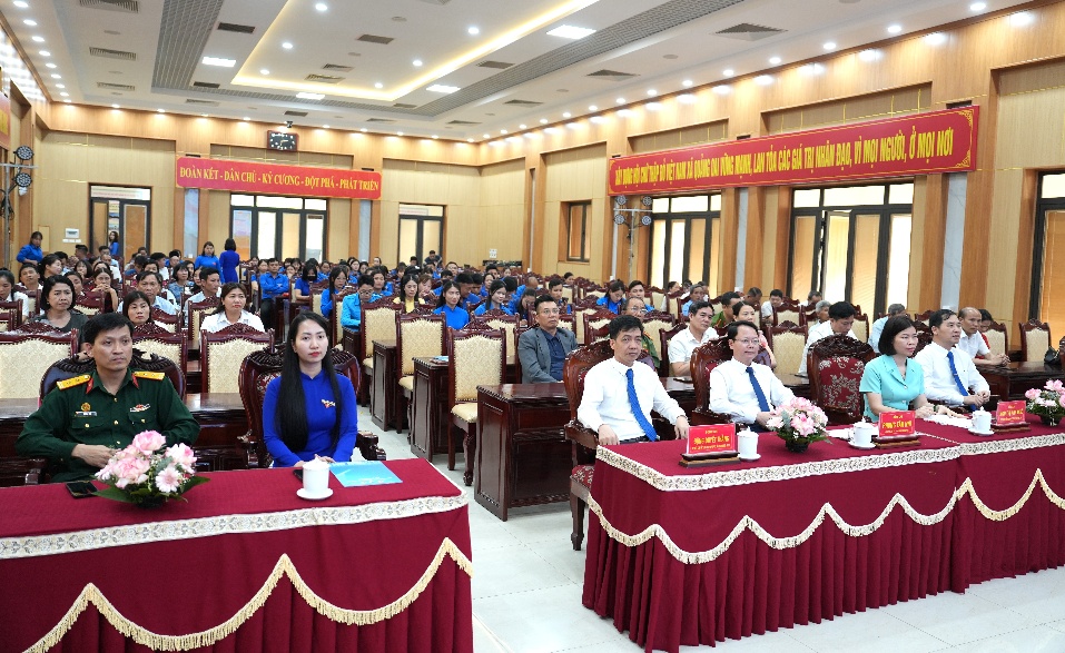 Quảng Oai: Sôi nổi kỷ niệm 95 năm Ngày thành lập Đoàn Thanh niên cộng sản Hồ Chí Minh- Ảnh 1.