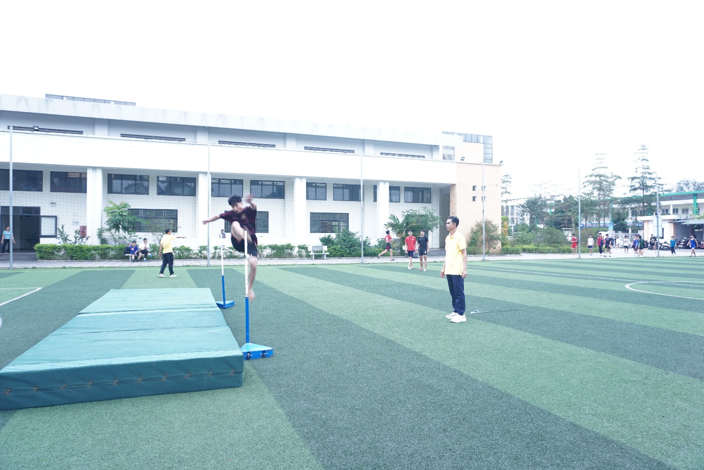 Khai mạc giải thể thao học sinh phổ thông xã Gia Lâm năm học 2025–2026- Ảnh 8.