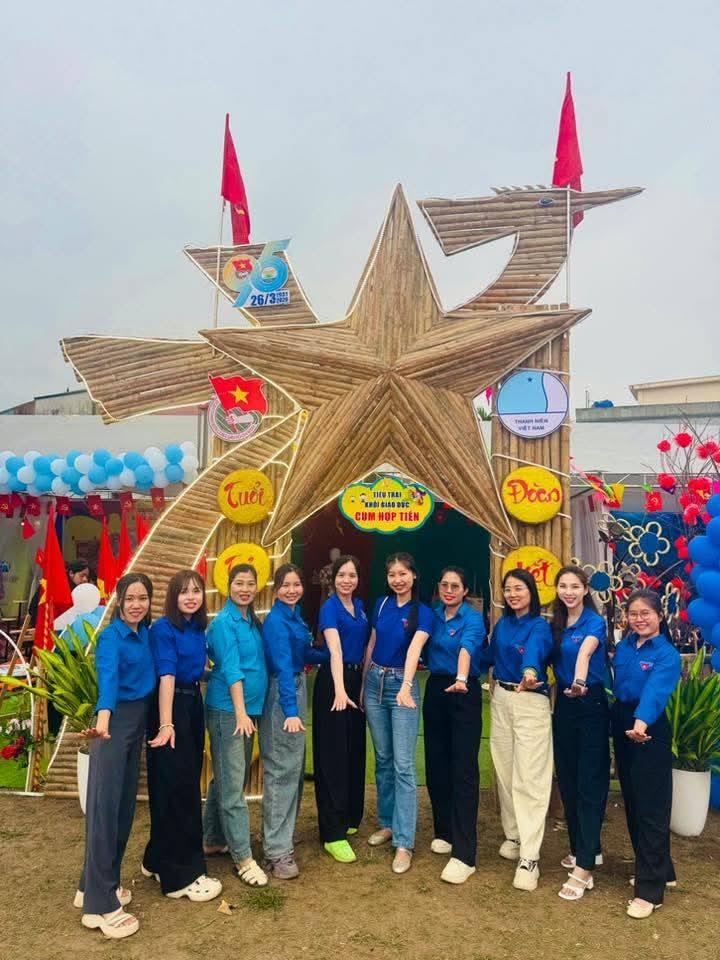 Có thể là hình ảnh về văn bản