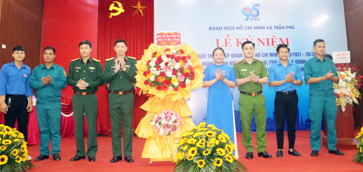 Đoàn thanh niên xã Trần Phú: tổ chức Lễ kỷ niệm 95 năm Ngày thành lập Đoàn TNCS Hồ Chí Minh và ký kết nghĩa giữa các đơn vị Đoàn- Ảnh 3.