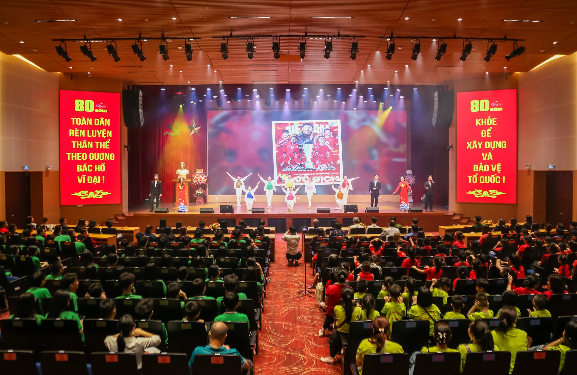 Phường Ngọc Hà tổ chức kỷ niệm 80 năm Ngày truyền thống ngành Thể dục thể thao Việt Nam- Ảnh 1.