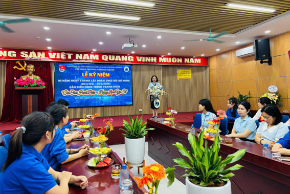 Lễ kỉ niệm 95 năm Ngày thành lập Đoàn TNCS Hồ Chí Minh và gắn biển công trình thanh niên 
“Sân chơi hạnh phúc – Happy Land Yên Sở”- Ảnh 1.