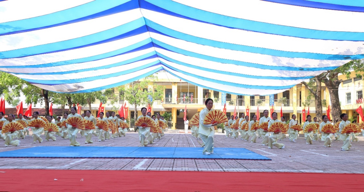 Thể thao Hồng Sơn phát triển mạnh mẽ, lan tỏa phong trào rèn luyện trong Nhân dân- Ảnh 3.