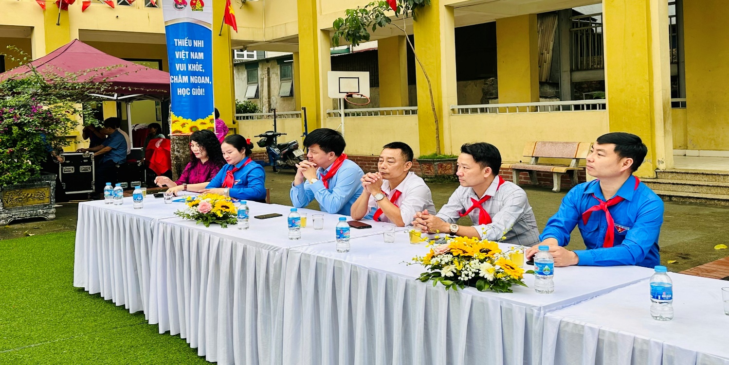 Ban chấp hành Đoàn, Hội đồng Đội xã Trần Phú tổ chức Ngày hội Thiếu nhi vui khoẻ - Tiến bước lên đoàn năm học 2025 -2026.- Ảnh 1.