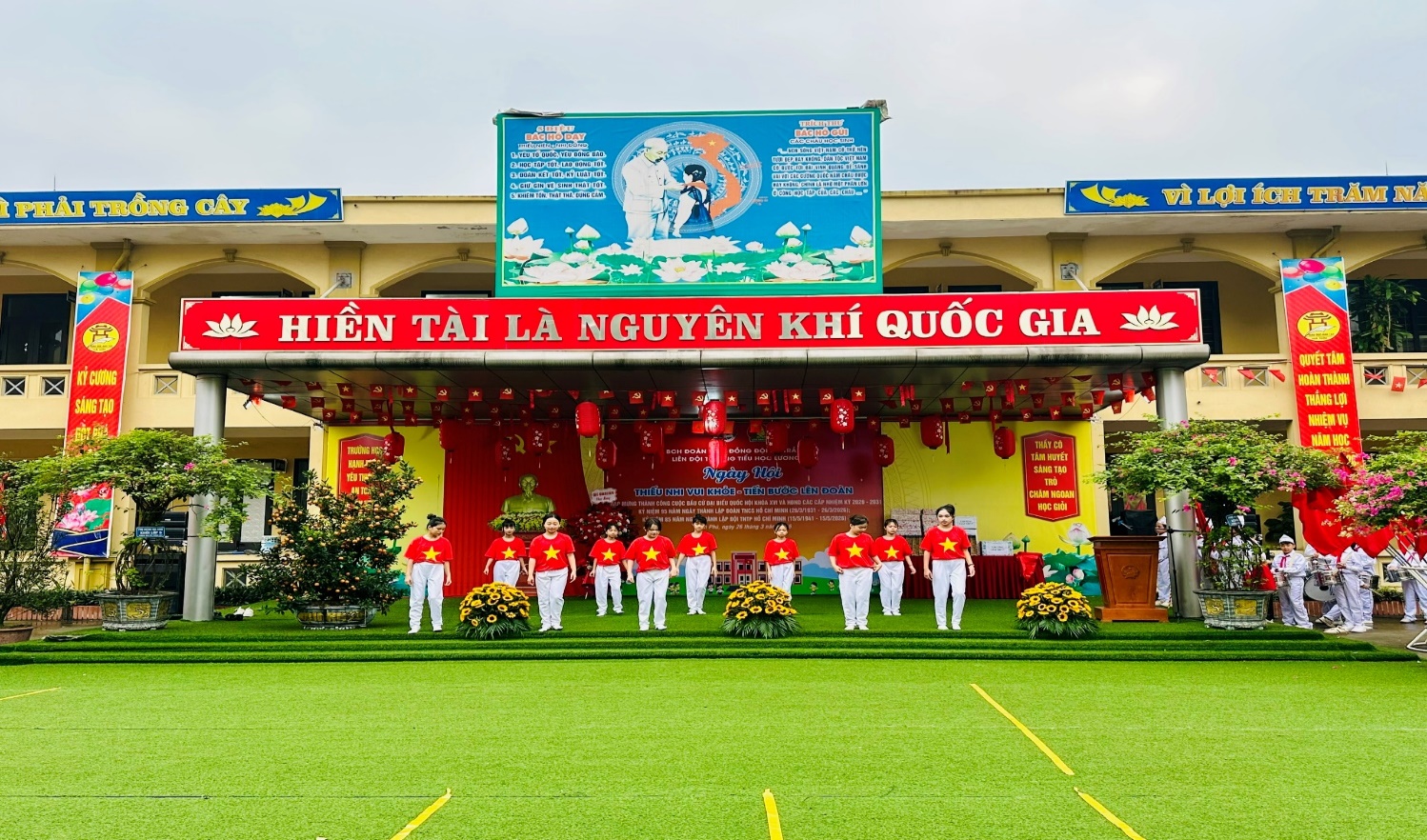 Ban chấp hành Đoàn, Hội đồng Đội xã Trần Phú tổ chức Ngày hội Thiếu nhi vui khoẻ - Tiến bước lên đoàn năm học 2025 -2026.- Ảnh 4.